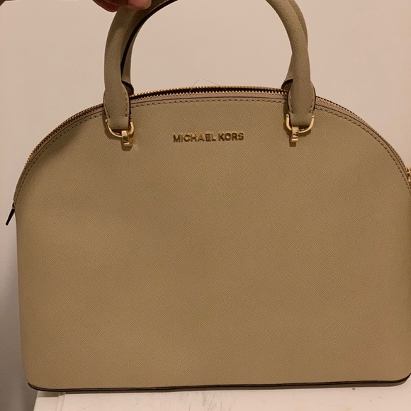 BRAND NEW Michael Kors purse - Picture 2 of 7